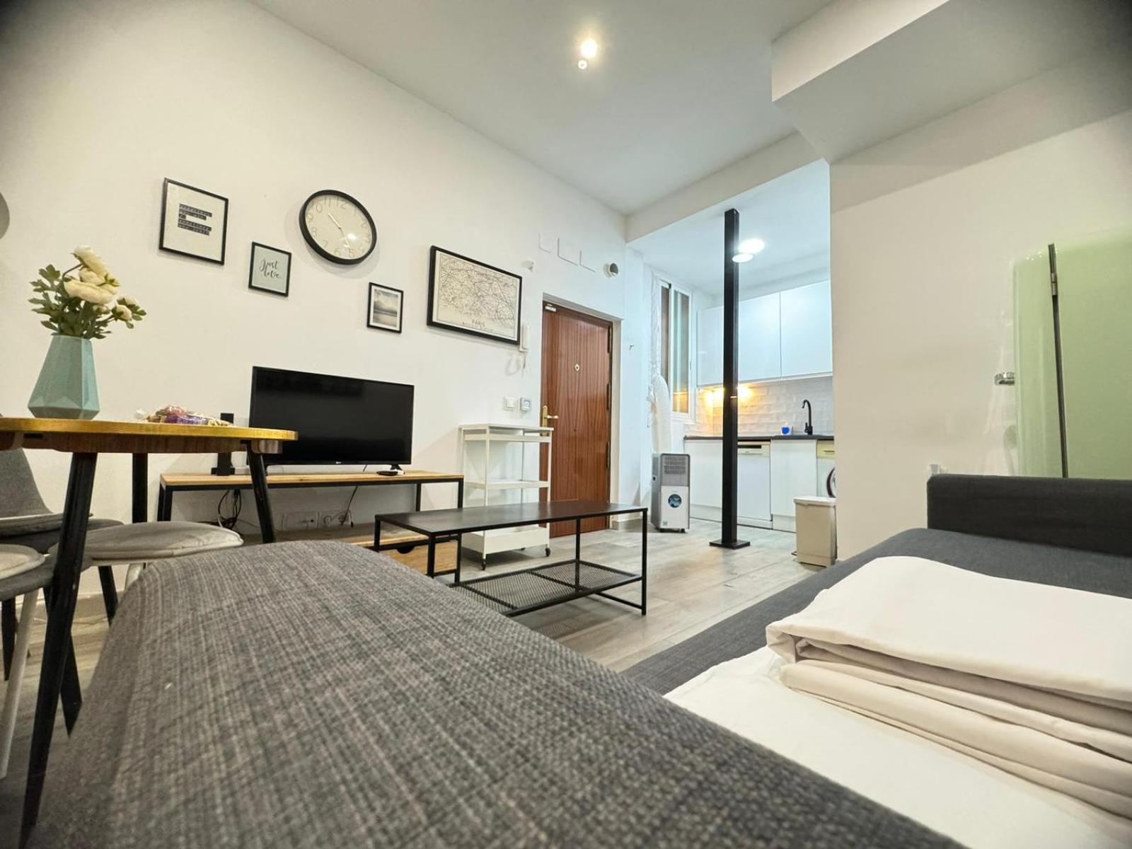 Dianthus House Apartment Madrid Exterior photo